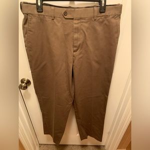 Brown Croft & Barrow 34/30 Dress Pants